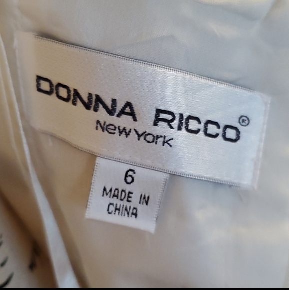 Gorgeous Donna Ricco Dress - Picture 14 of 14